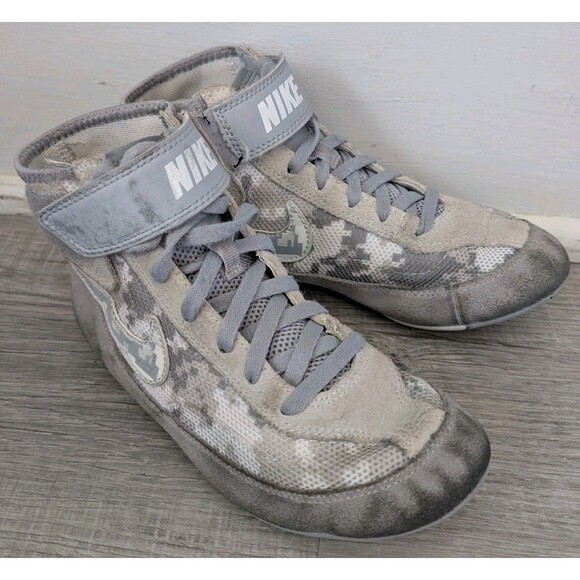 Nike SpeedSweep VII Wrestling Shoes Boy's Sz 4Y Gelray Camo 366684-003 - Picture 1 of 9